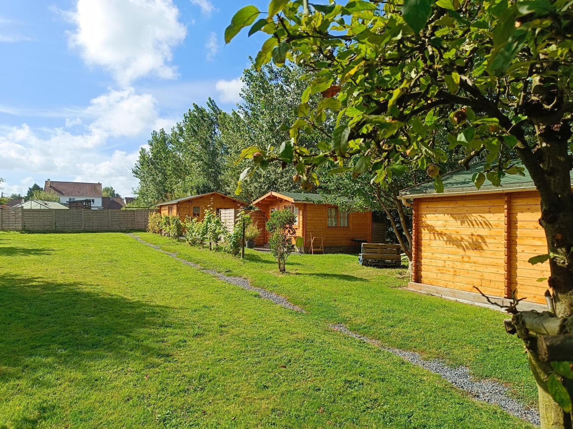 Gite Les Chalets Du Fliers Verton Meubles De Tourisme Classes 2 Etoiles Berck Dış mekan fotoğraf