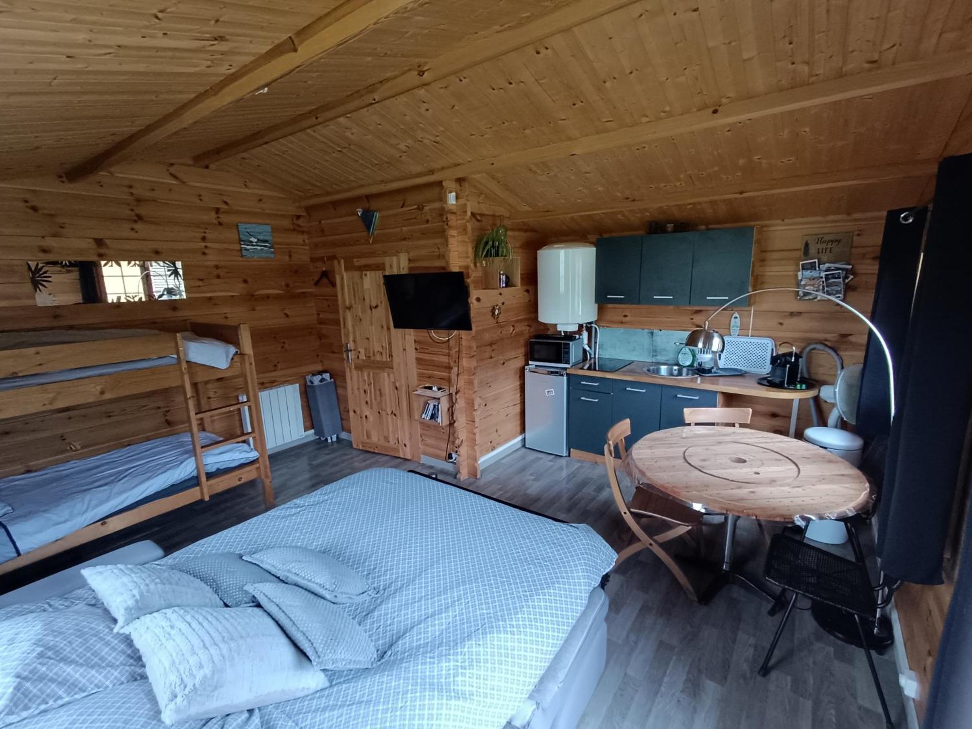 Gite Les Chalets Du Fliers Verton Meubles De Tourisme Classes 2 Etoiles Berck Oda fotoğraf