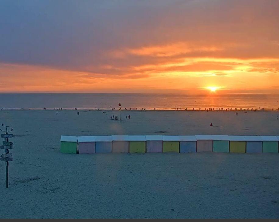 Gite Les Chalets Du Fliers Verton Meubles De Tourisme Classes 2 Etoiles Berck Dış mekan fotoğraf