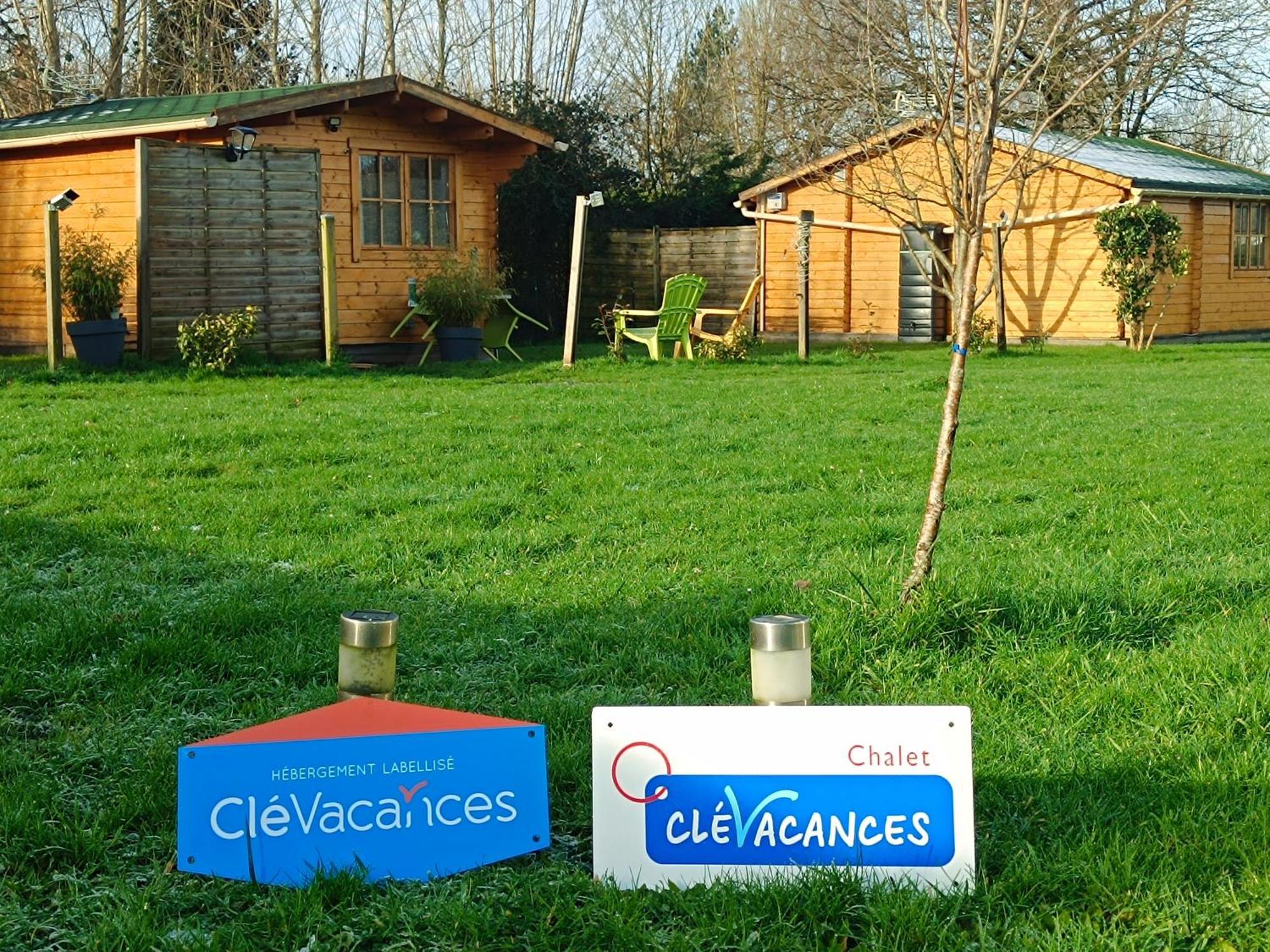 Gite Les Chalets Du Fliers Verton Meubles De Tourisme Classes 2 Etoiles Berck Dış mekan fotoğraf