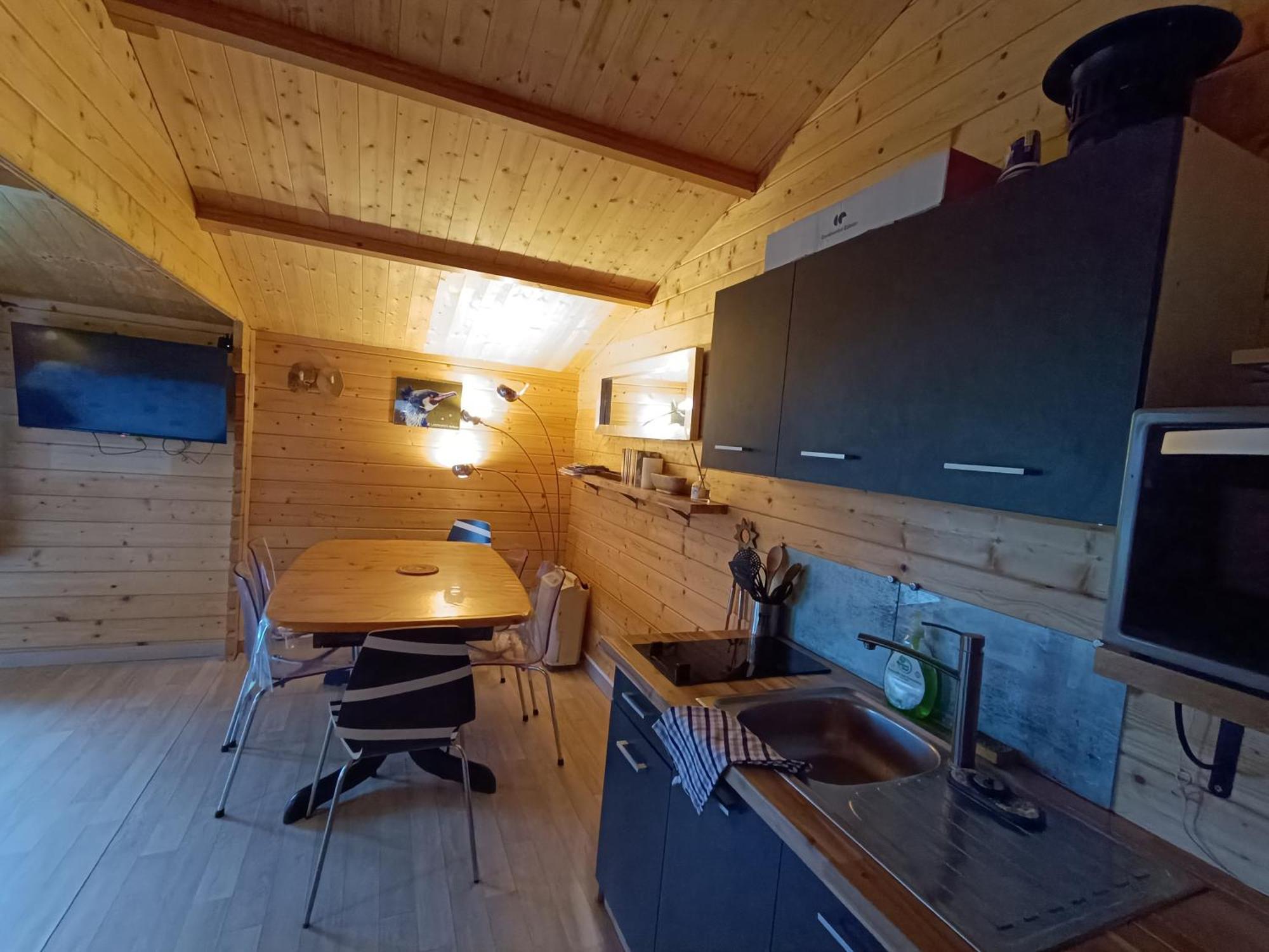 Gite Les Chalets Du Fliers Verton Meubles De Tourisme Classes 2 Etoiles Berck Oda fotoğraf