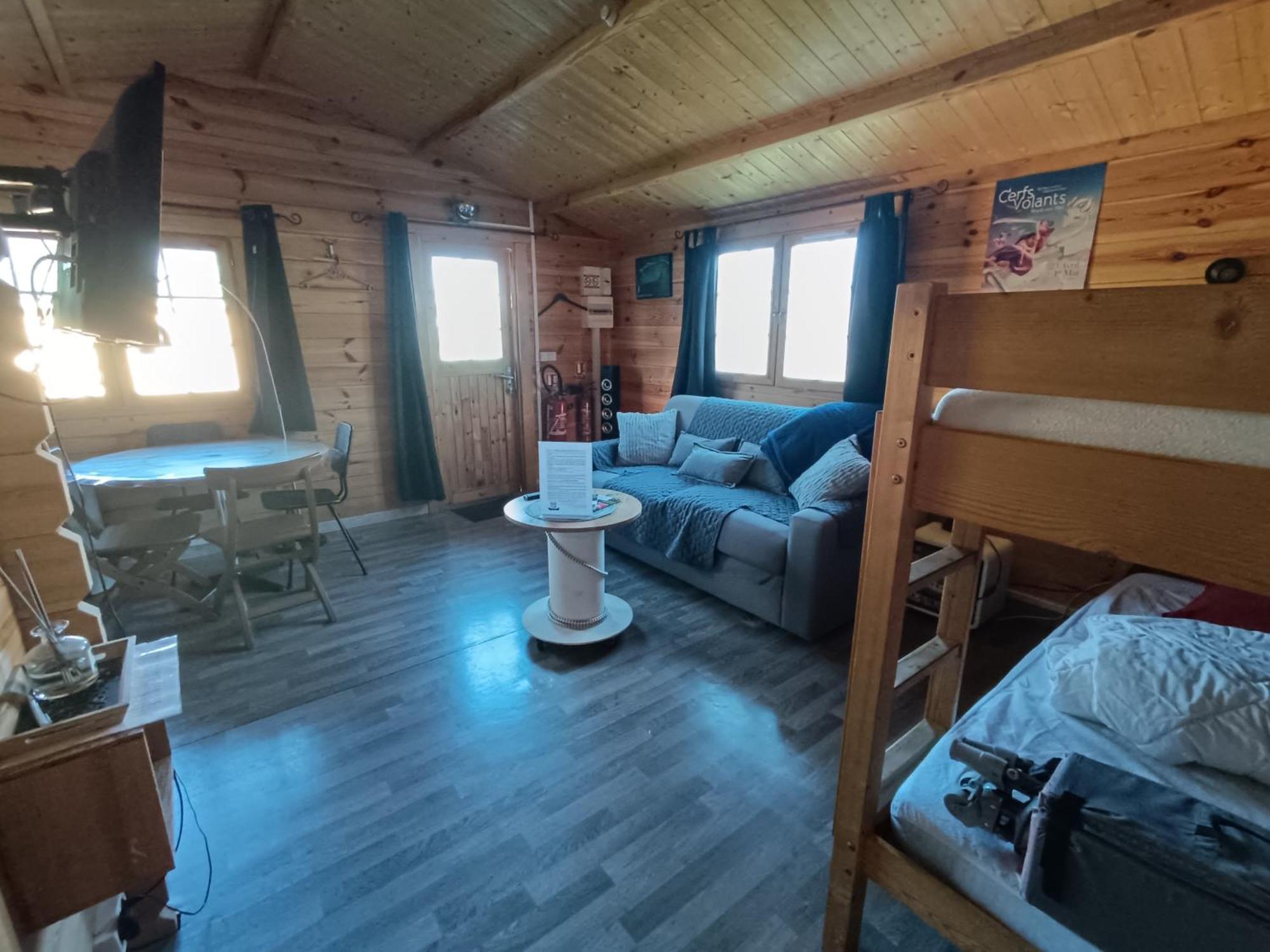 Gite Les Chalets Du Fliers Verton Meubles De Tourisme Classes 2 Etoiles Berck Oda fotoğraf
